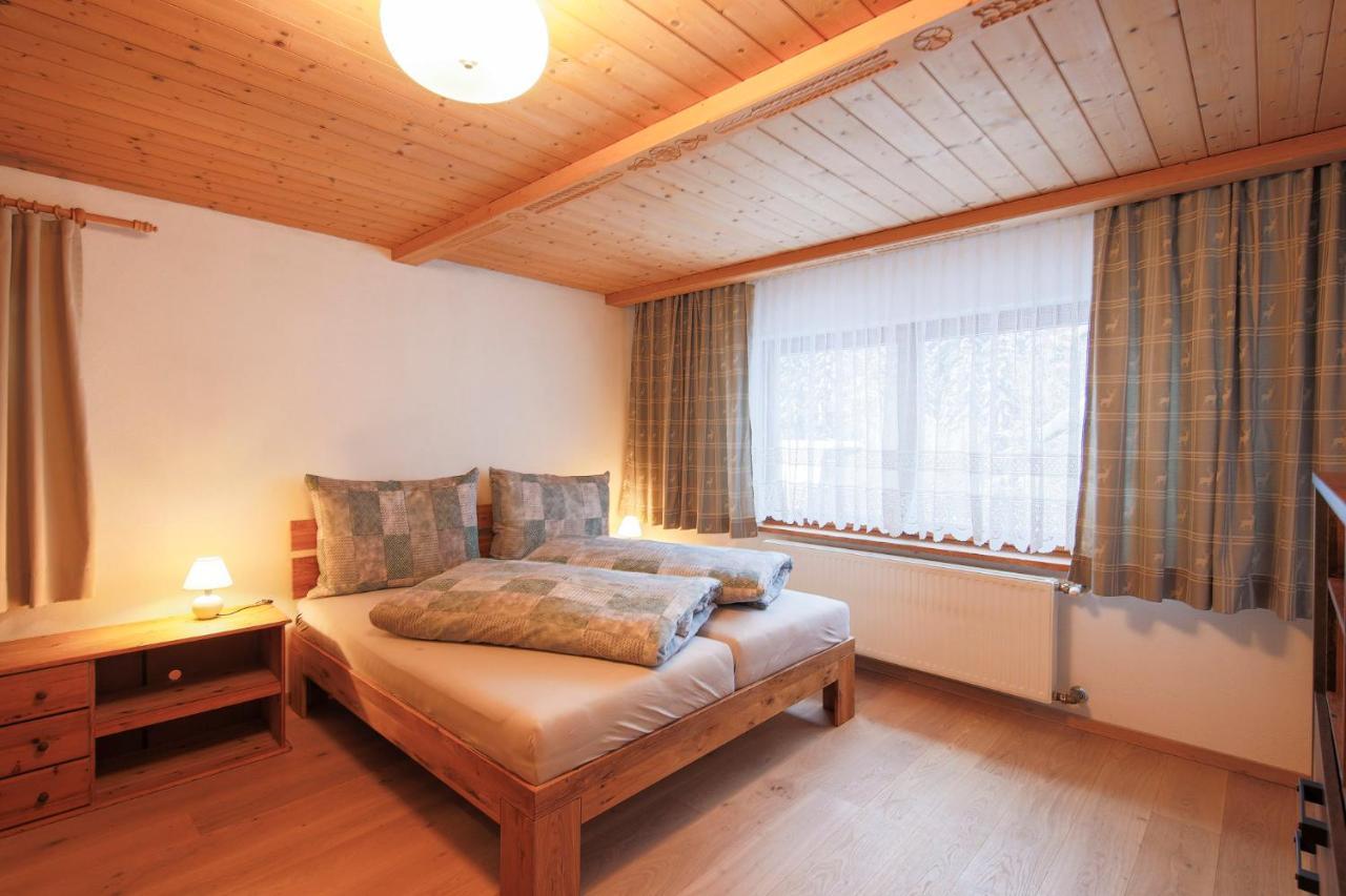 Gaestehaus Strauss Seefeld in Tirol Exterior foto